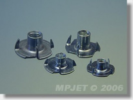 M3 hornyolt anyák - 4 db.