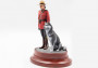 1:16 RCMP női iroda kutyával